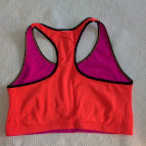 Ladies Reversable Racerback Exercise Top Size Small - Picture 2 of 4